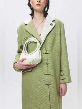 HANWEN NEW YORK Nino Crossbody Clutch Bag Croc-Embossed Calfskin Cream Olive